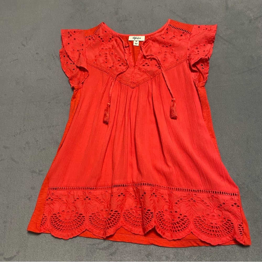 Style & Co. Petite Women’s Stylish Red Eyelet Top, Ruffle sleeves, size PP
